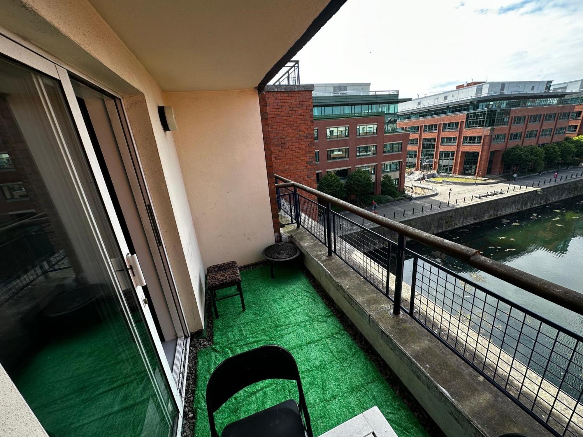 Готель Customhouse Balcony View, Dublin 1 Екстер'єр фото